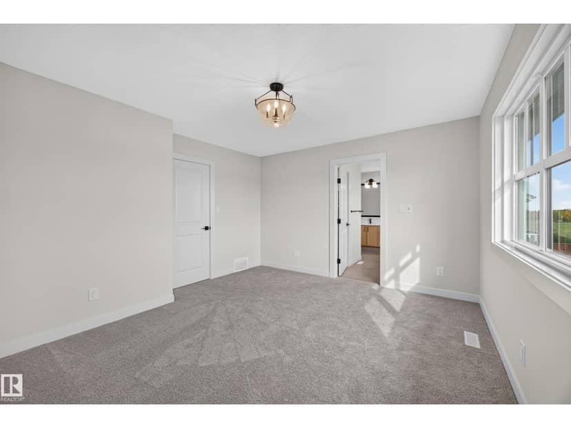 205 Hampshire Pt — photo 35 of 40