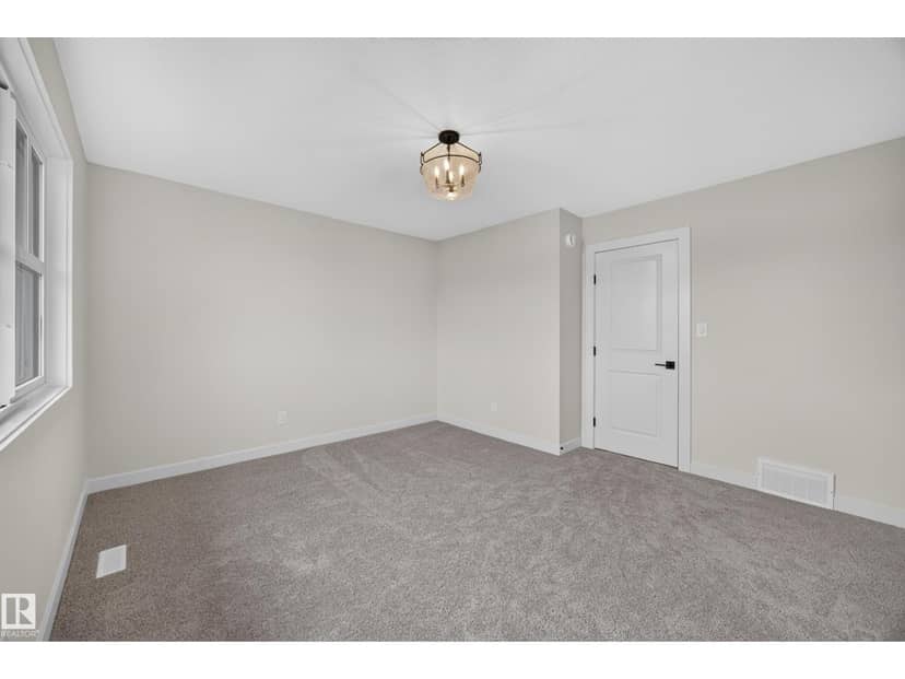 205 Hampshire Pt — photo 36 of 40