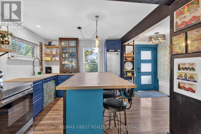 387 Nelson Street — photo 11 of 40