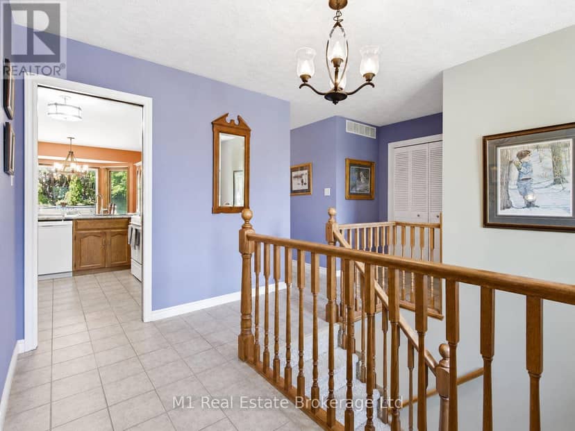 294 Colborne Street — photo 8 of 40