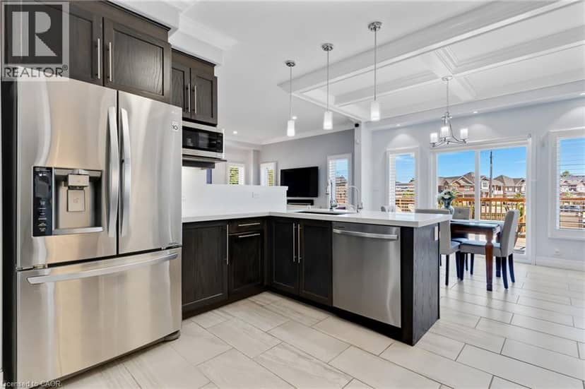 59 NETHERWOOD Road — photo 16 of 40