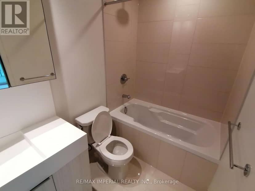 2706 - 15 Lower Jarvis Street — photo 16 of 19