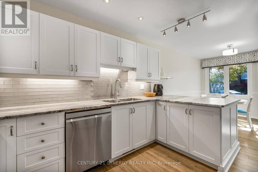 16 - 32 Innesbrook Court, Ottawa, photo 5