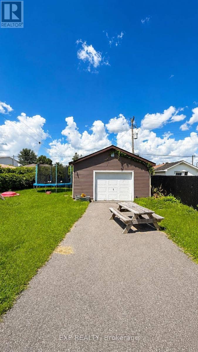 458 Catherine Street, Hawkesbury, photo 4