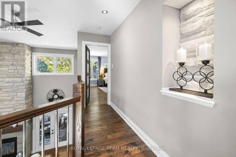 60 De La Rive Drive — photo 23 of 40