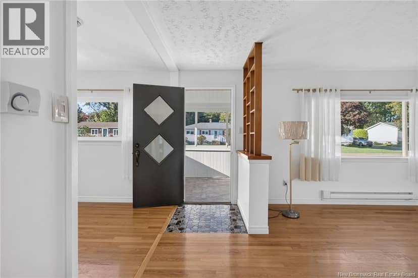 22 Ashburn Avenue — photo 13 of 40