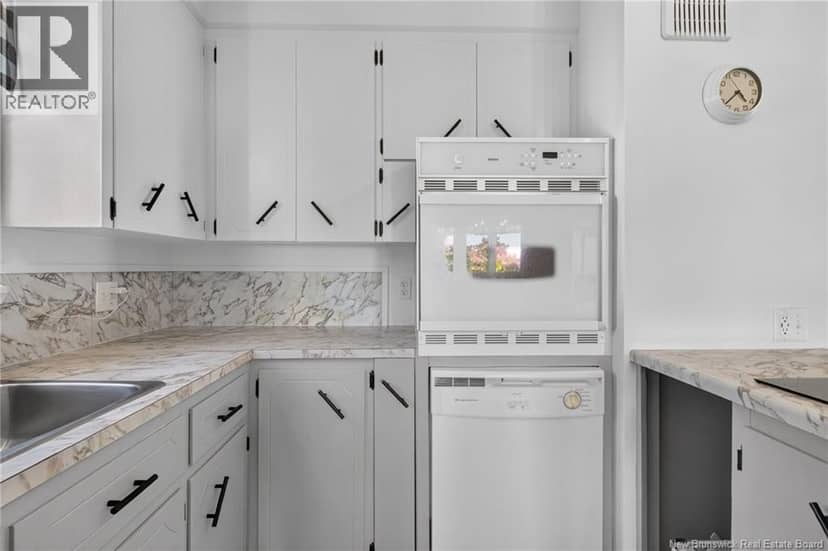 22 Ashburn Avenue — photo 22 of 40