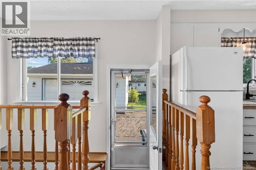 22 Ashburn Avenue — photo 27 of 40
