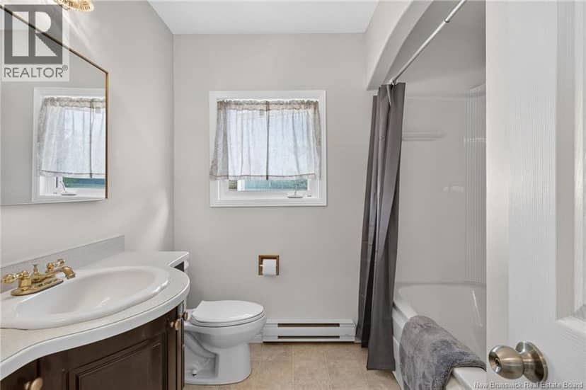 22 Ashburn Avenue — photo 33 of 40