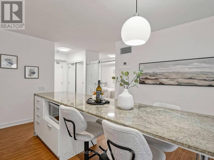1211 - 15 Singer Court — photo 13 of 40