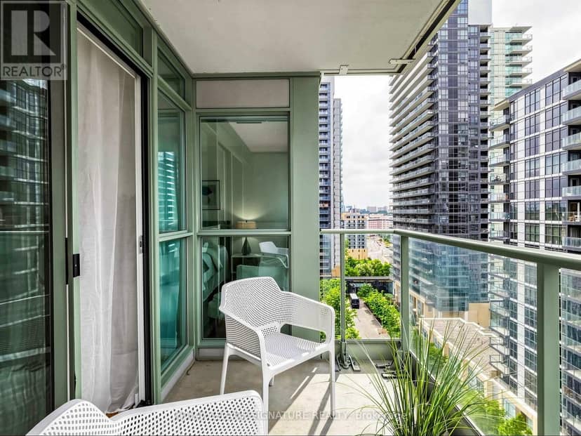 1211 - 15 Singer Court — photo 25 of 40