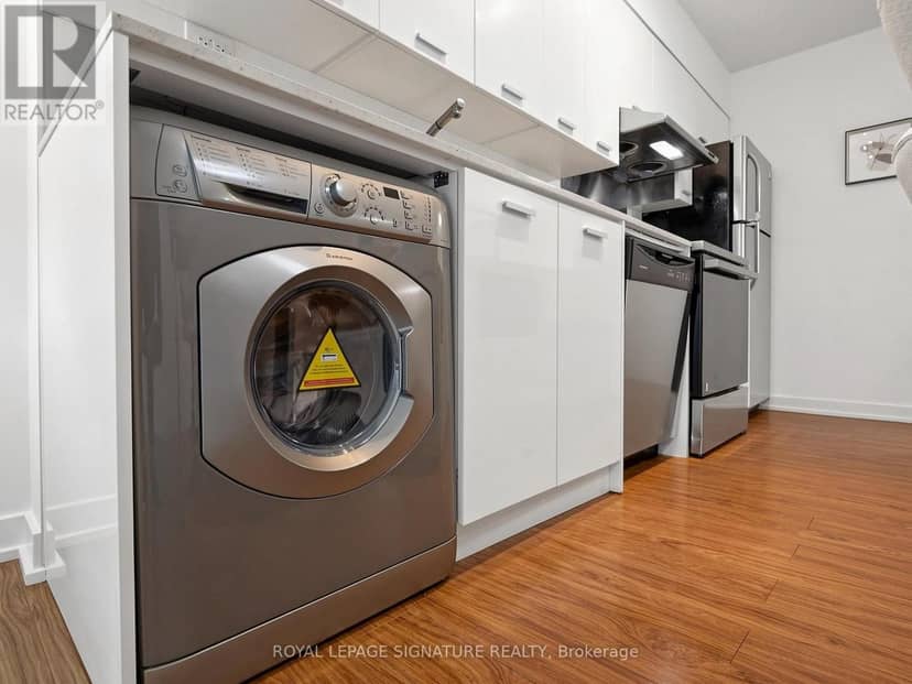 1211 - 15 Singer Court — photo 24 of 40