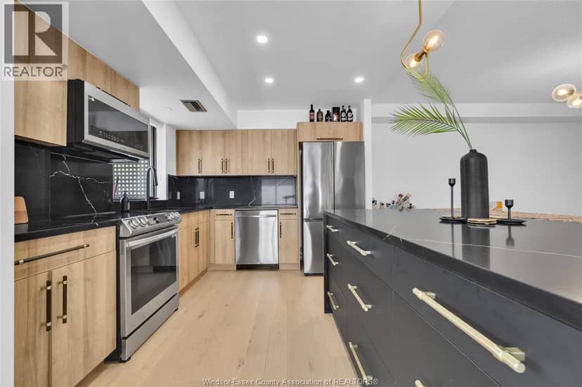 5125 RIVERSIDE DRIVE East Unit# 604 — photo 17 of 40