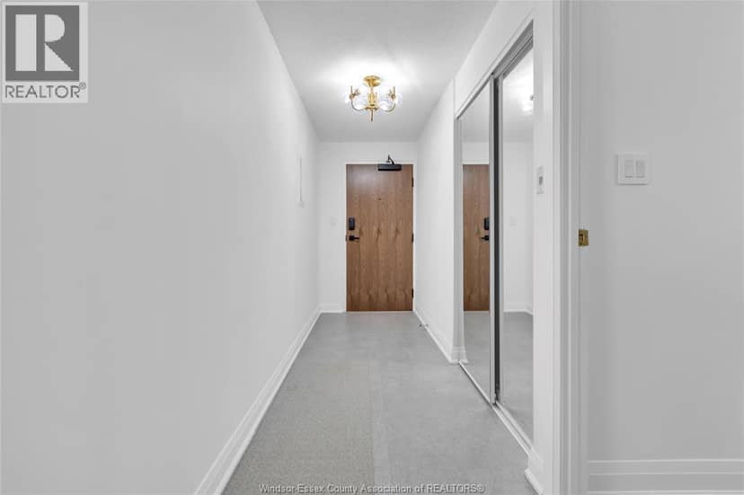 5125 RIVERSIDE DRIVE East Unit# 604 — photo 9 of 40