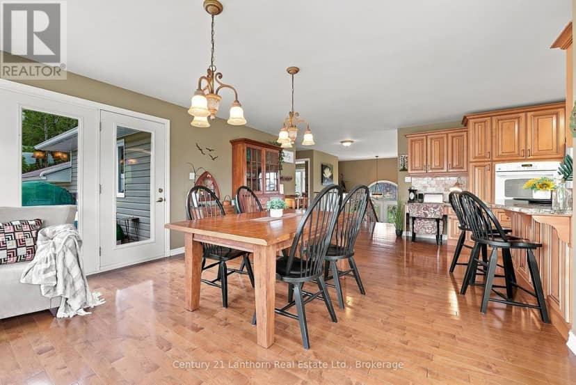 2318 Hutcheson (Hwy 15) Drive — photo 16 of 40