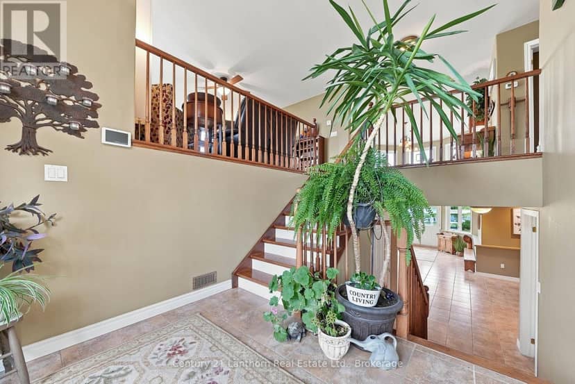 2318 Hutcheson (Hwy 15) Drive — photo 9 of 40