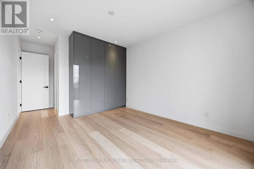 89 Regal Road — photo 23 of 40
