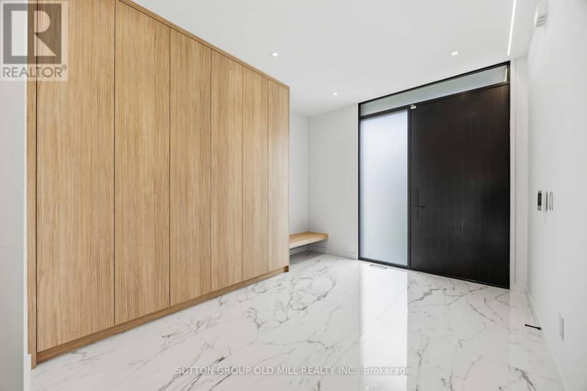 89 Regal Road — photo 3 of 40