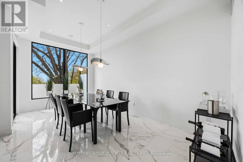 89 Regal Road — photo 9 of 40