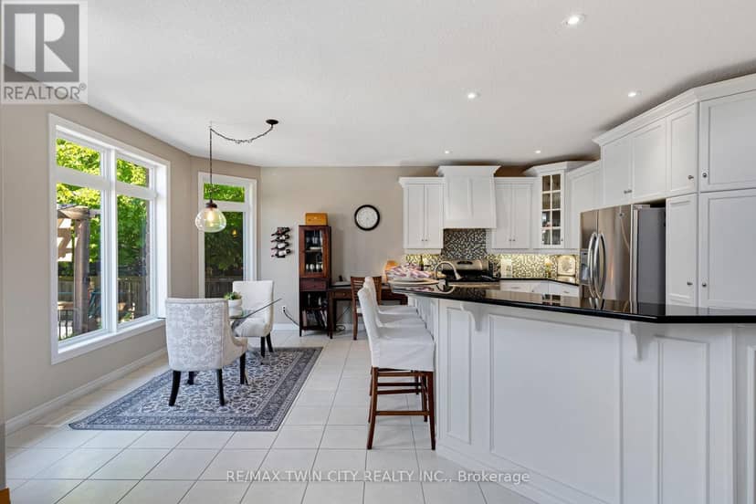 308 Deer Ridge Drive — photo 16 of 40
