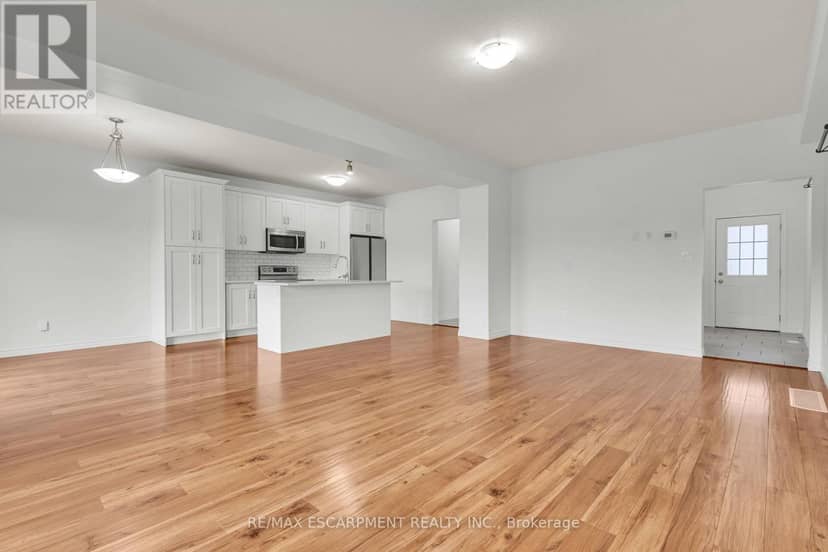 1318 Caen Avenue — photo 11 of 40
