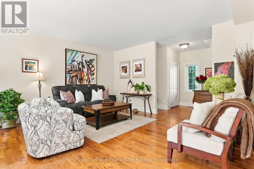 7 Verna Drive — photo 17 of 40