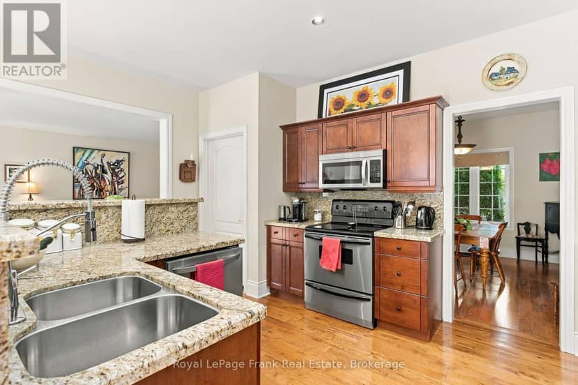 7 Verna Drive — photo 24 of 40