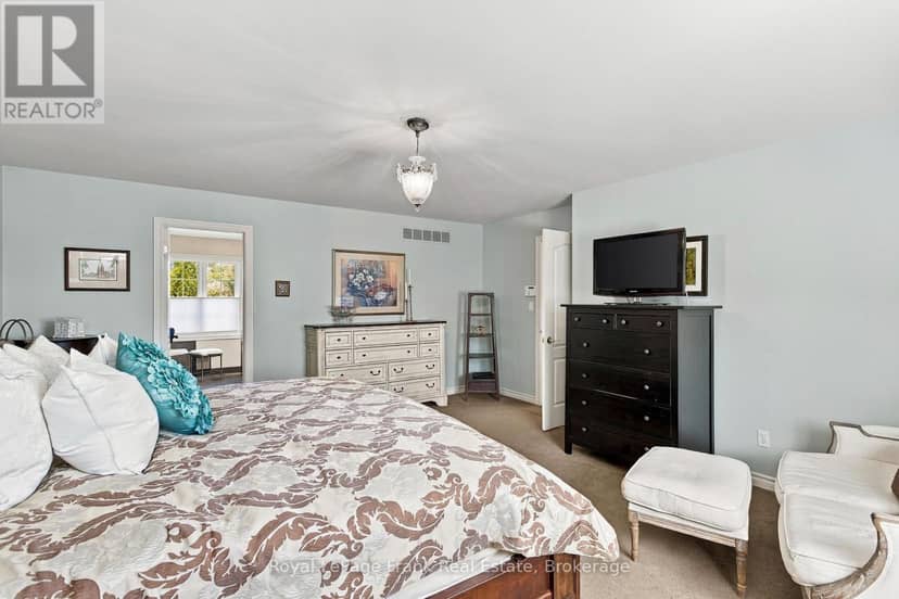 7 Verna Drive — photo 34 of 40