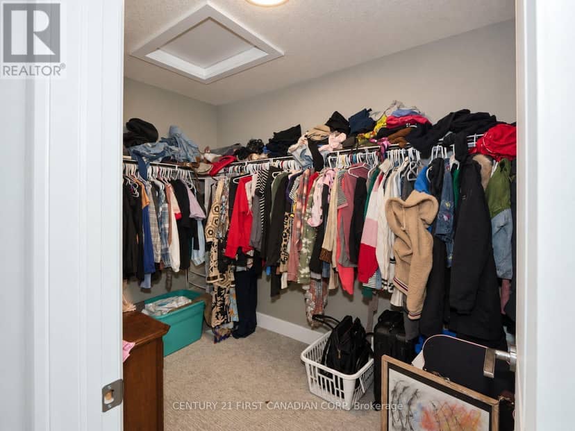 77 - 601 Lions Park Drive — photo 30 of 40
