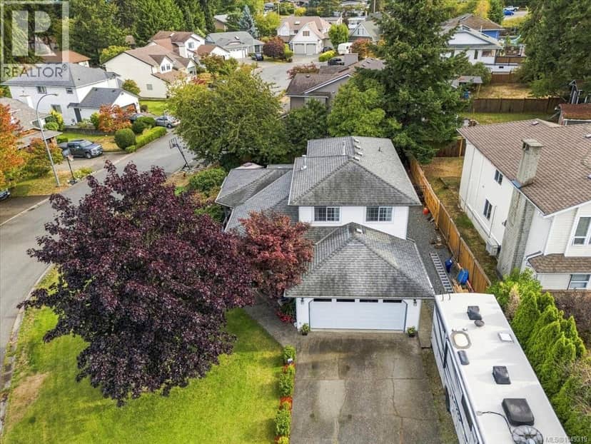 2107 Aaron Way — photo 1 of 40