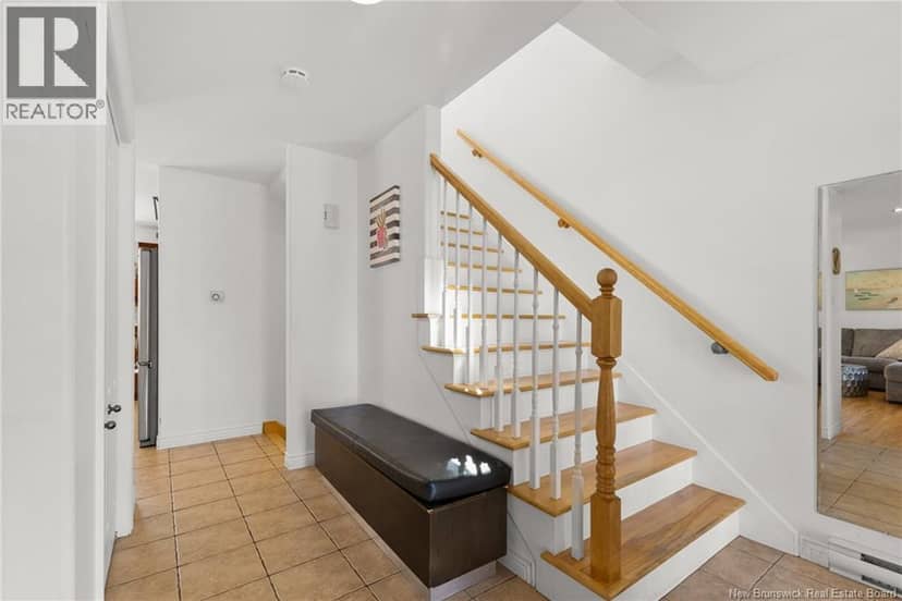 35 Du Ruisseau Street — photo 5 of 39