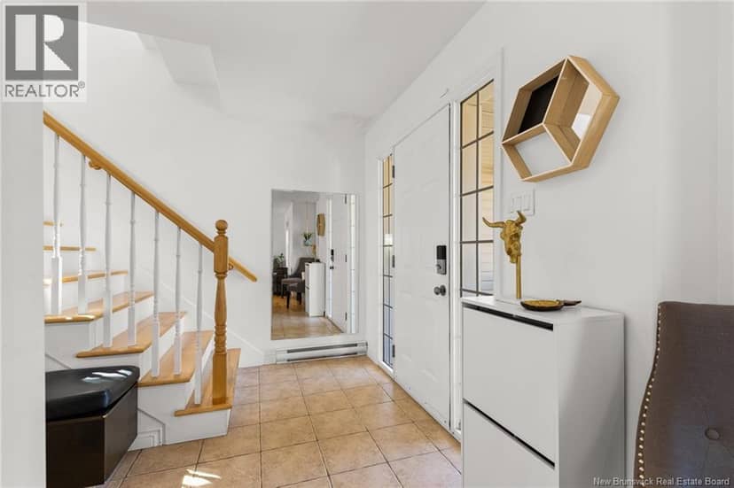 35 Du Ruisseau Street — photo 6 of 39
