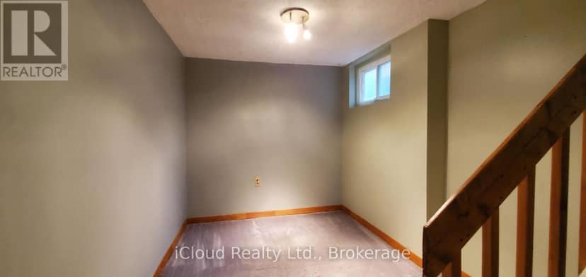 12 Simmons Boulevard — photo 26 of 30