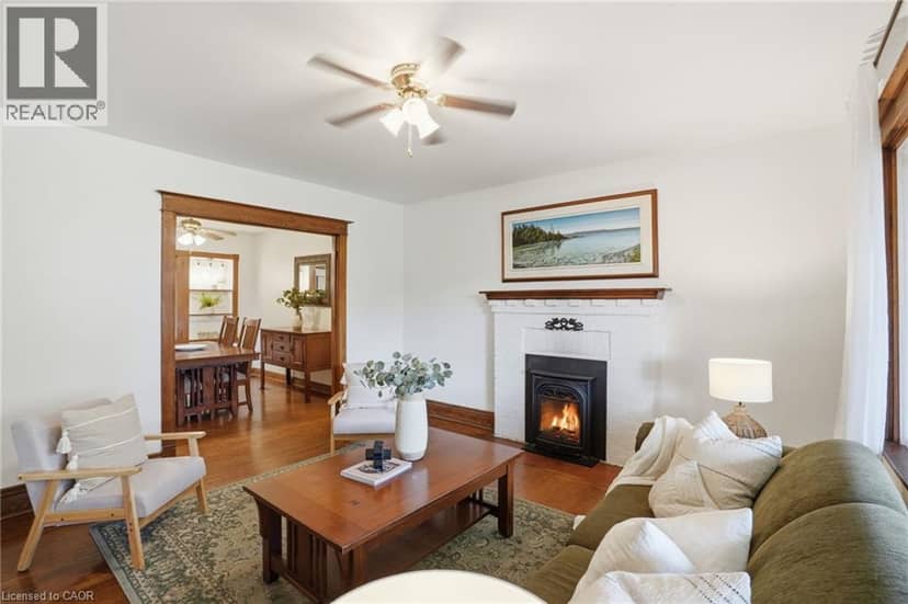 230 BEACH Boulevard, Hamilton, photo 2