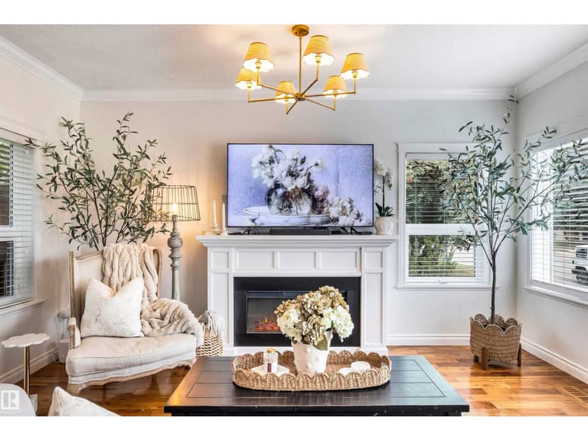 5021 49 AV, Vegreville