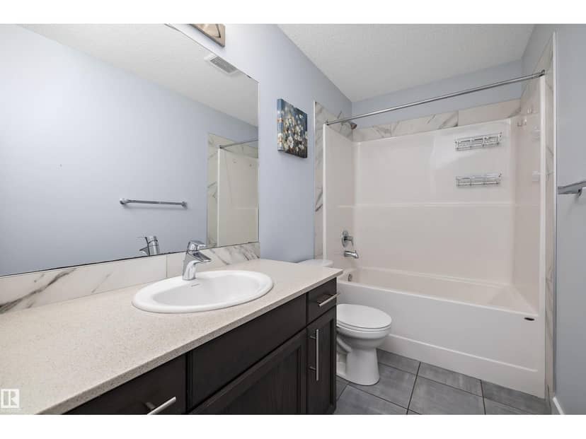 2611 14 AV NW — photo 24 of 40