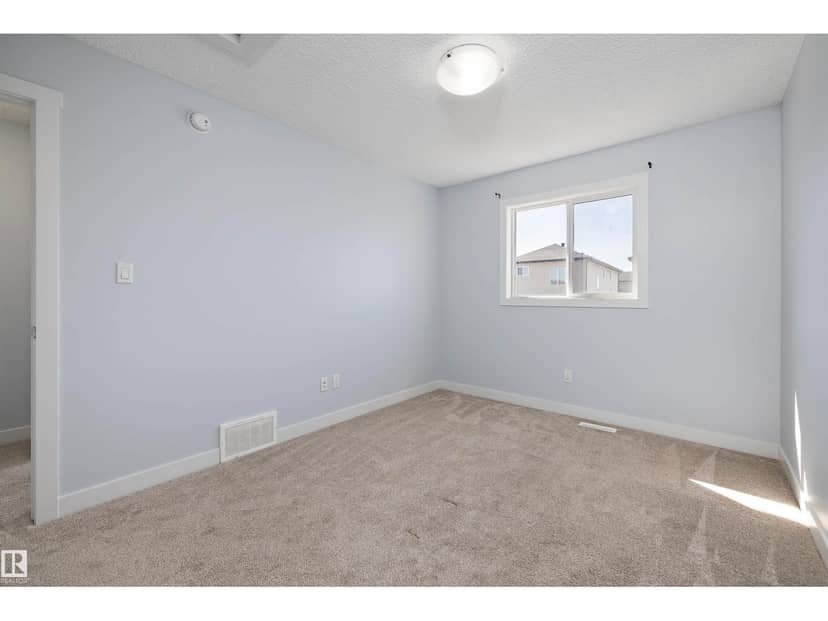2611 14 AV NW — photo 31 of 40