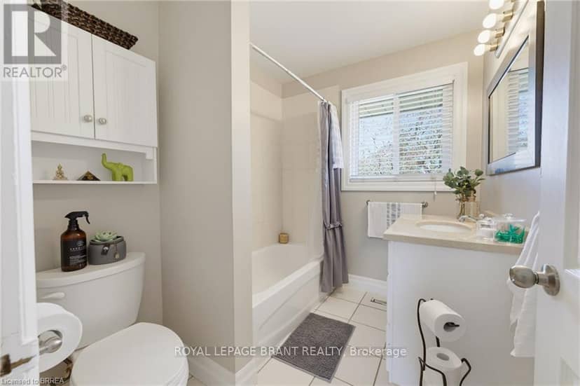 27 Brier Crescent — photo 23 of 40