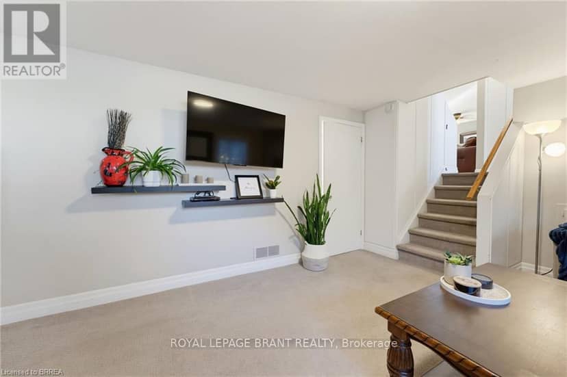 27 Brier Crescent — photo 25 of 40