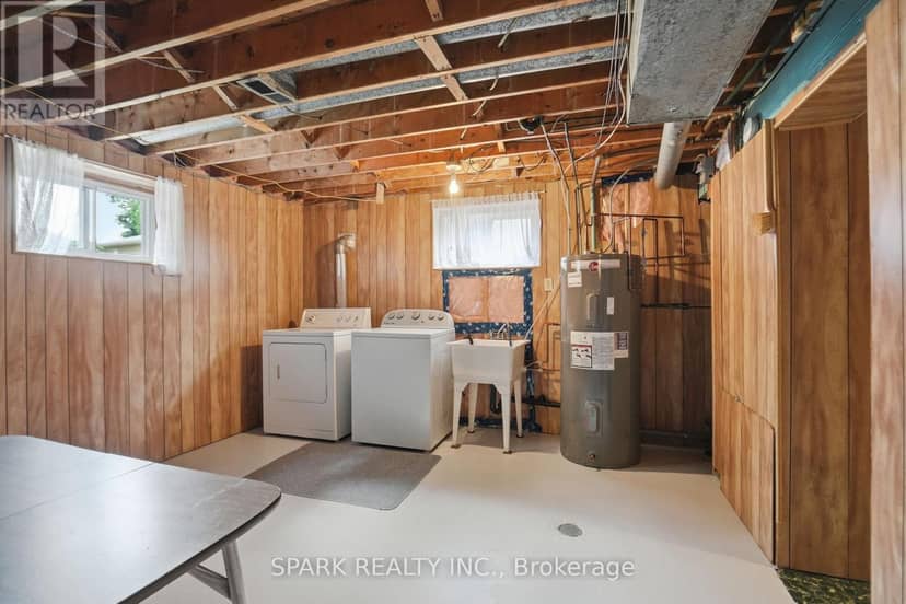 416 Delrex Boulevard — photo 19 of 40