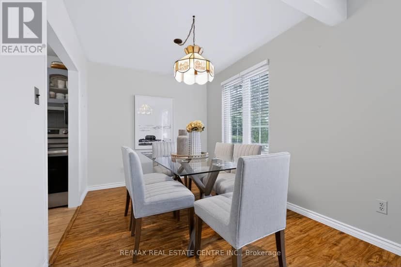 391 Bell Street — photo 9 of 39