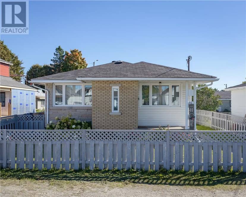36 Kelly Street, Capreol, photo 2