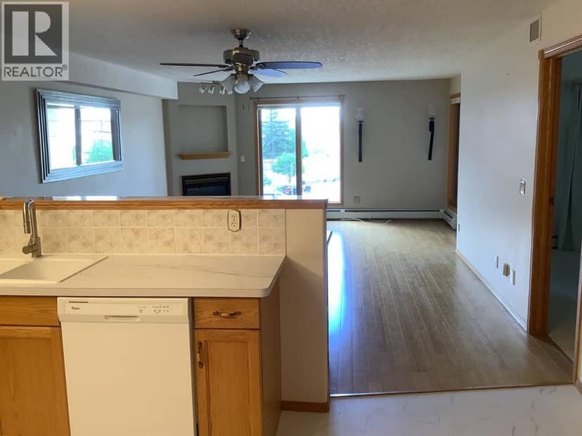 225, 4805 45 Street, Red Deer, photo 6