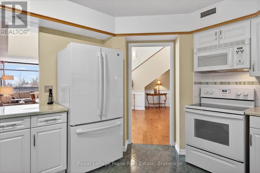 502 - 1818 Cherryhill Road — photo 16 of 40