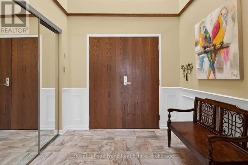 502 - 1818 Cherryhill Road — photo 8 of 40