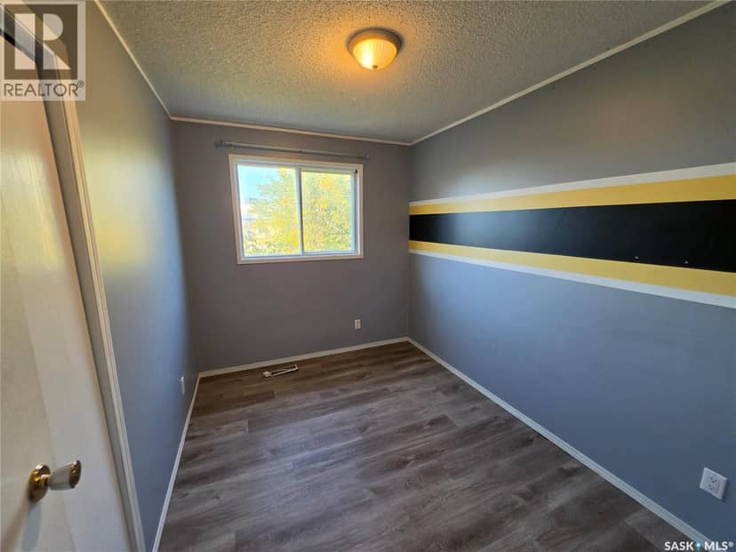 9 Stack CRESCENT, Meadow Lake, photo 7
