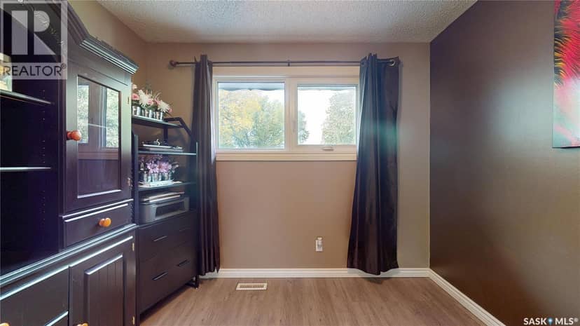 255 Litzenberger CRESCENT — photo 24 of 40