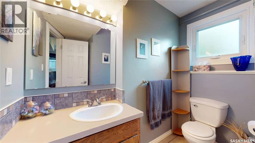 255 Litzenberger CRESCENT — photo 26 of 40