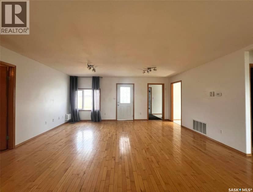 349 10th AVENUE NW, Swift Current, photo 5