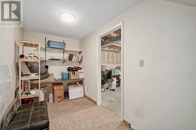 1662 Attawandaron Road — photo 18 of 22